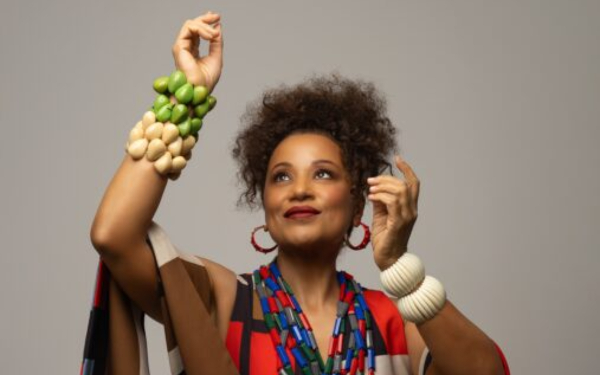 2X VIRGÍNIA ROSA: cantora e atriz apresenta dois shows diferentes: “A Voz do Coração” e “Vou na Vida” dias 25 e 27 de julho no Teatro BDO Jaraguá
